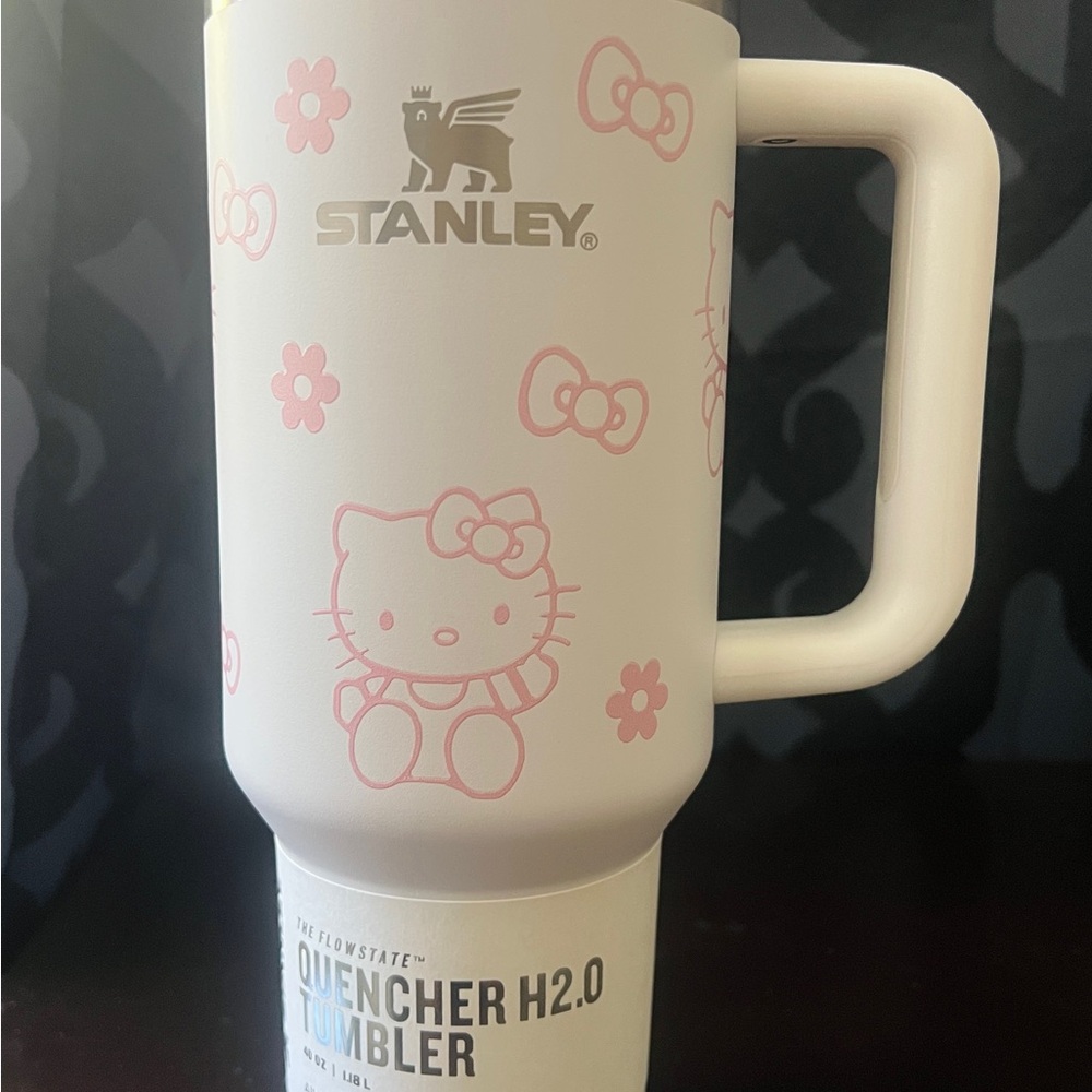 Stanley Hello Kitty